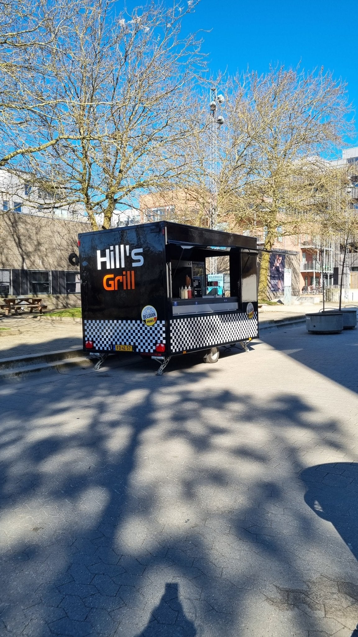 Hill's Grill