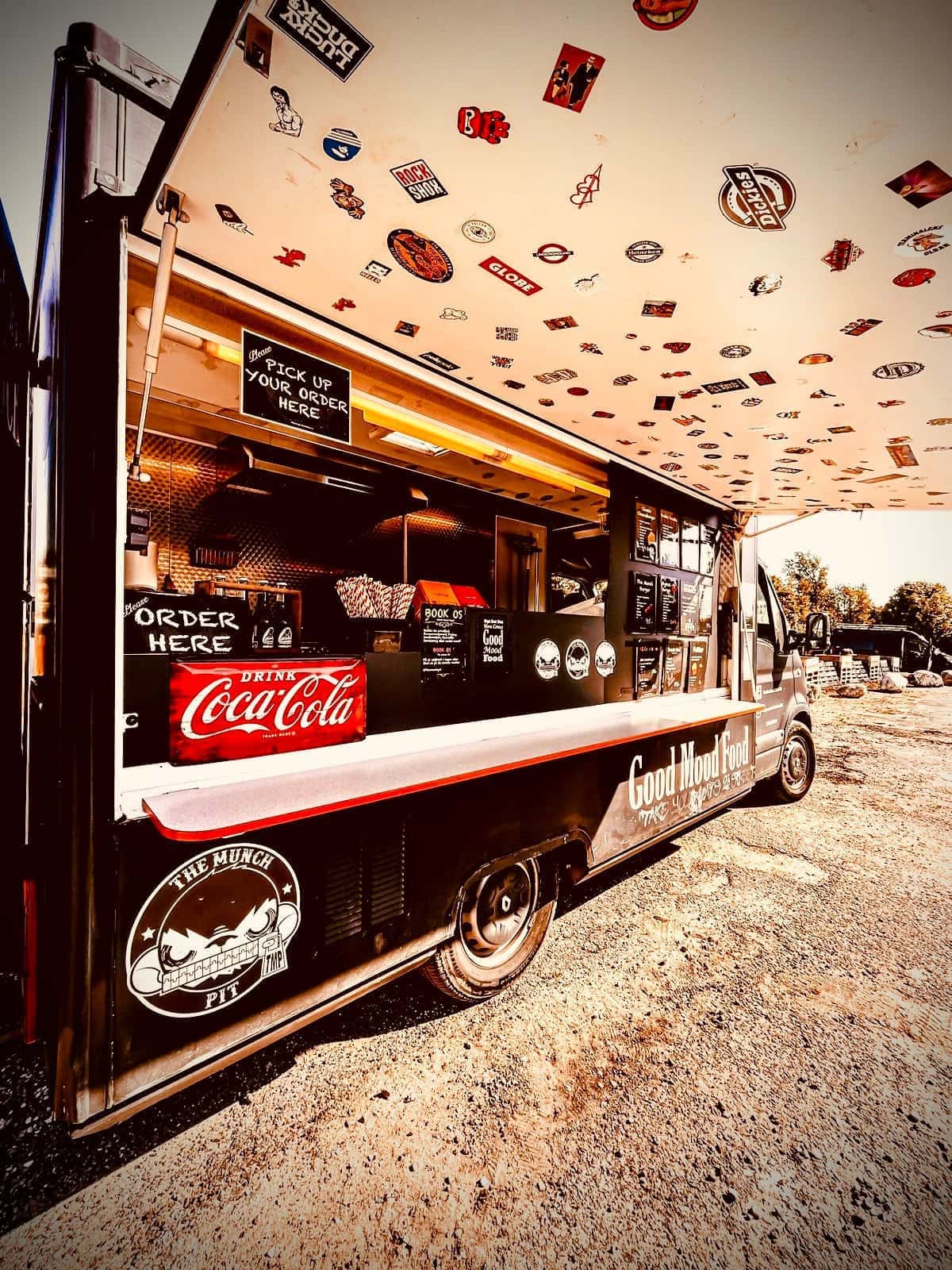 The Munch Pit - Mobil Mad