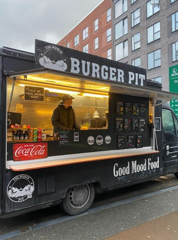 The Munch Pit - Mobil Mad