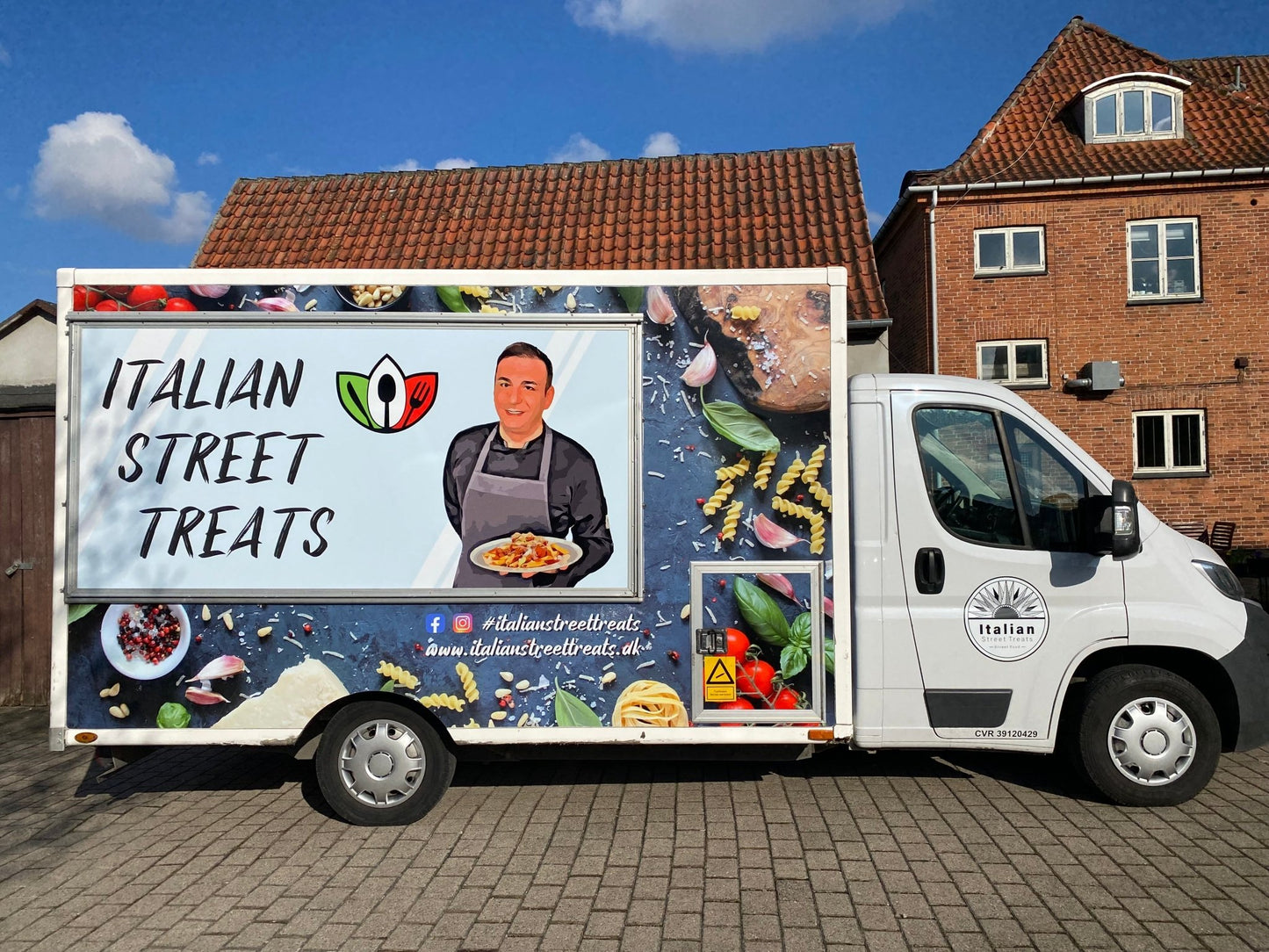 Italian Street Treats - Mobil Mad